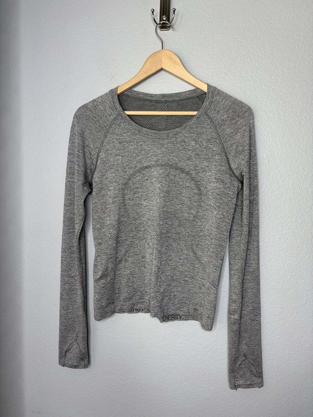 Lululemon Swiftly Tech Heather Gray Size 8 2.0